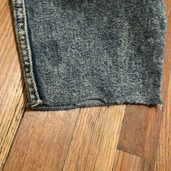 Hollister 32x27 blue mom jeans - Picture 5 of 5